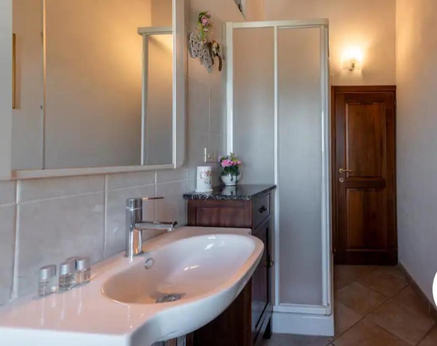 Il Leccio - Casa Toscana San Gimignano Gambassi Terme Exteriör bild